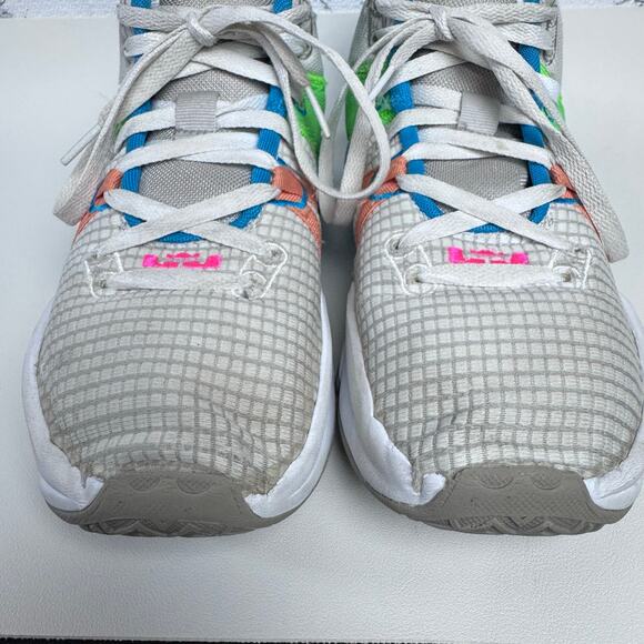 Nike Lebron Witness VII Basketball Shoes Size 7.5 Grey Fog Hyper Pink Athletic - Picture 11 of 14